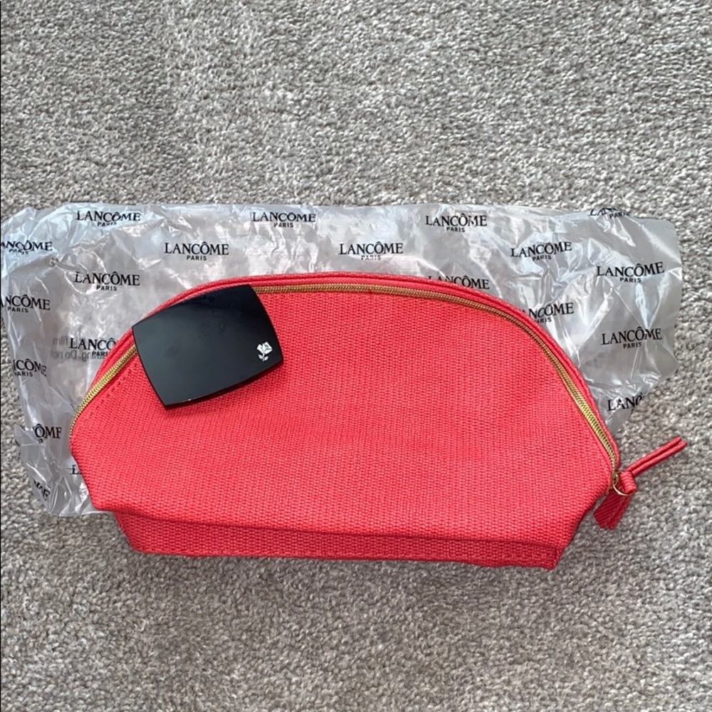 Lancôme cosmetic bag and mini shadow palette